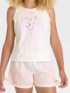 Girls' Flower Graphic Tank Top and Shorts Pajama Set - Art
Class™